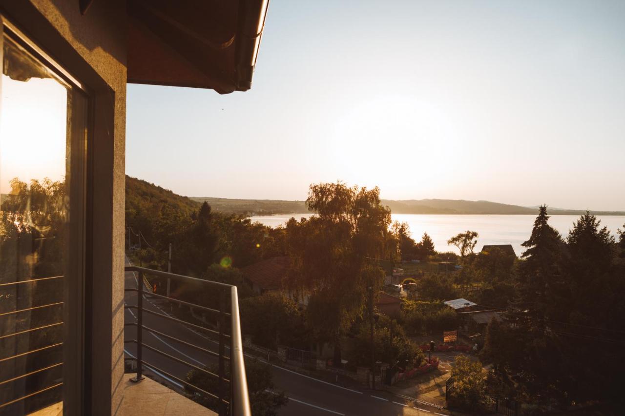 Horizont Dedine Aparthotel Golubac Exterior photo